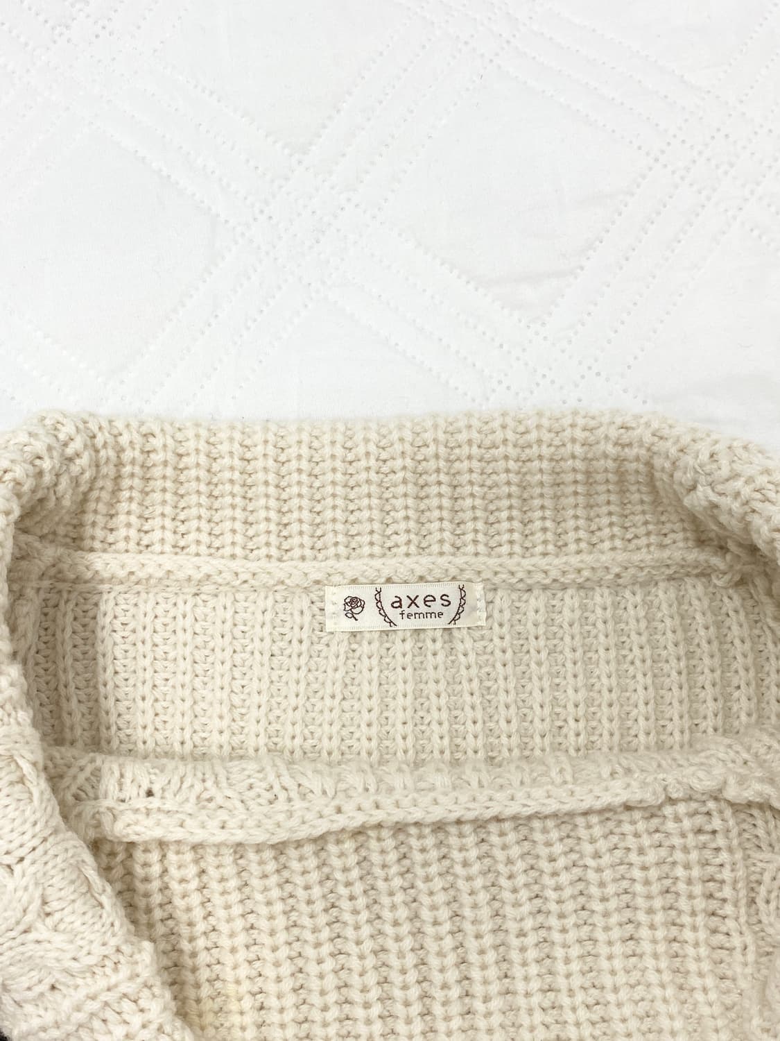 ꒰ঌ 엑시즈팜 아일렛 오프숄더 니트 ໒꒱ 상품이미지5