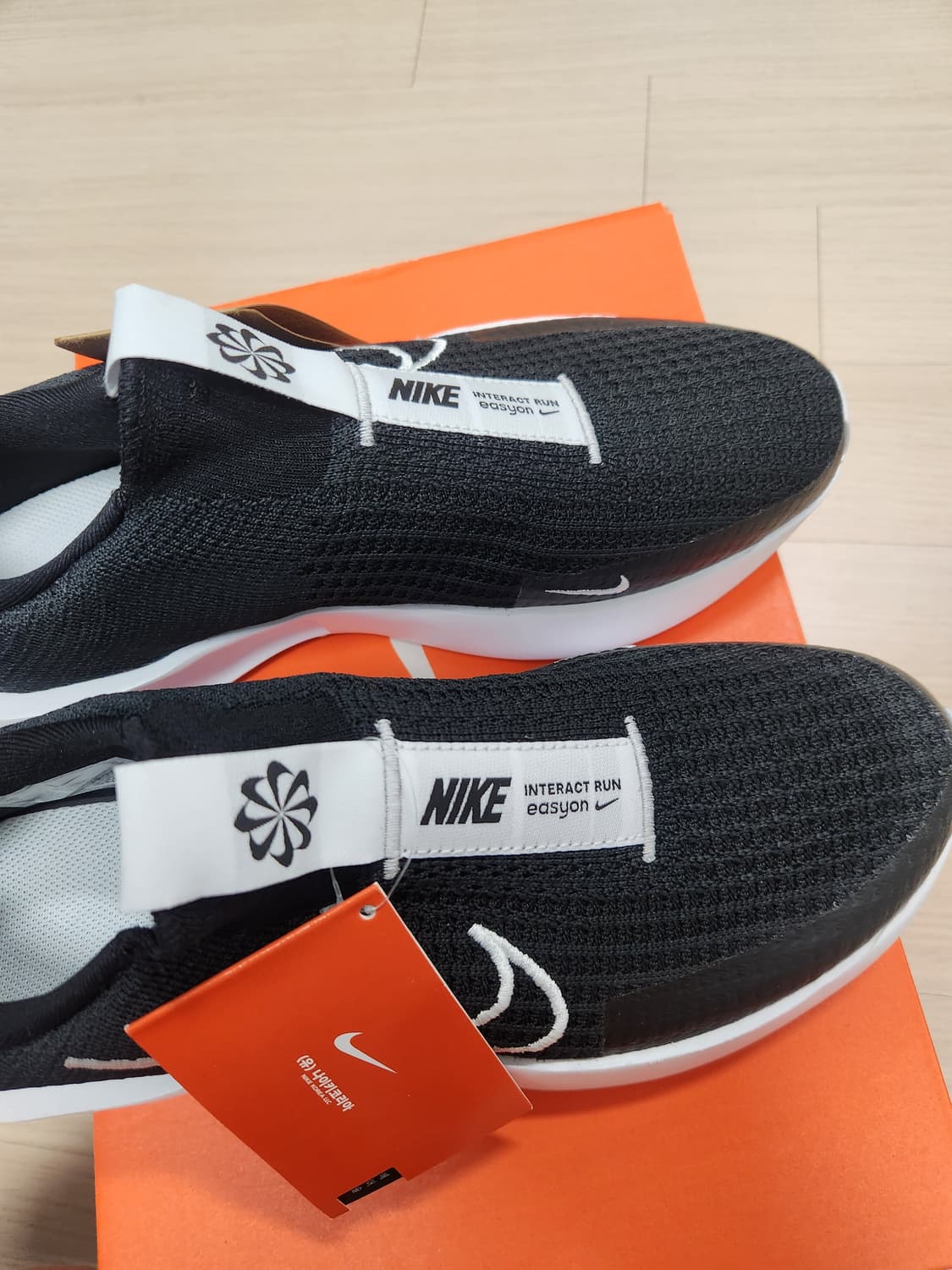 나이키 인터랙트 런 이지온 270 새제품 상품이미지3