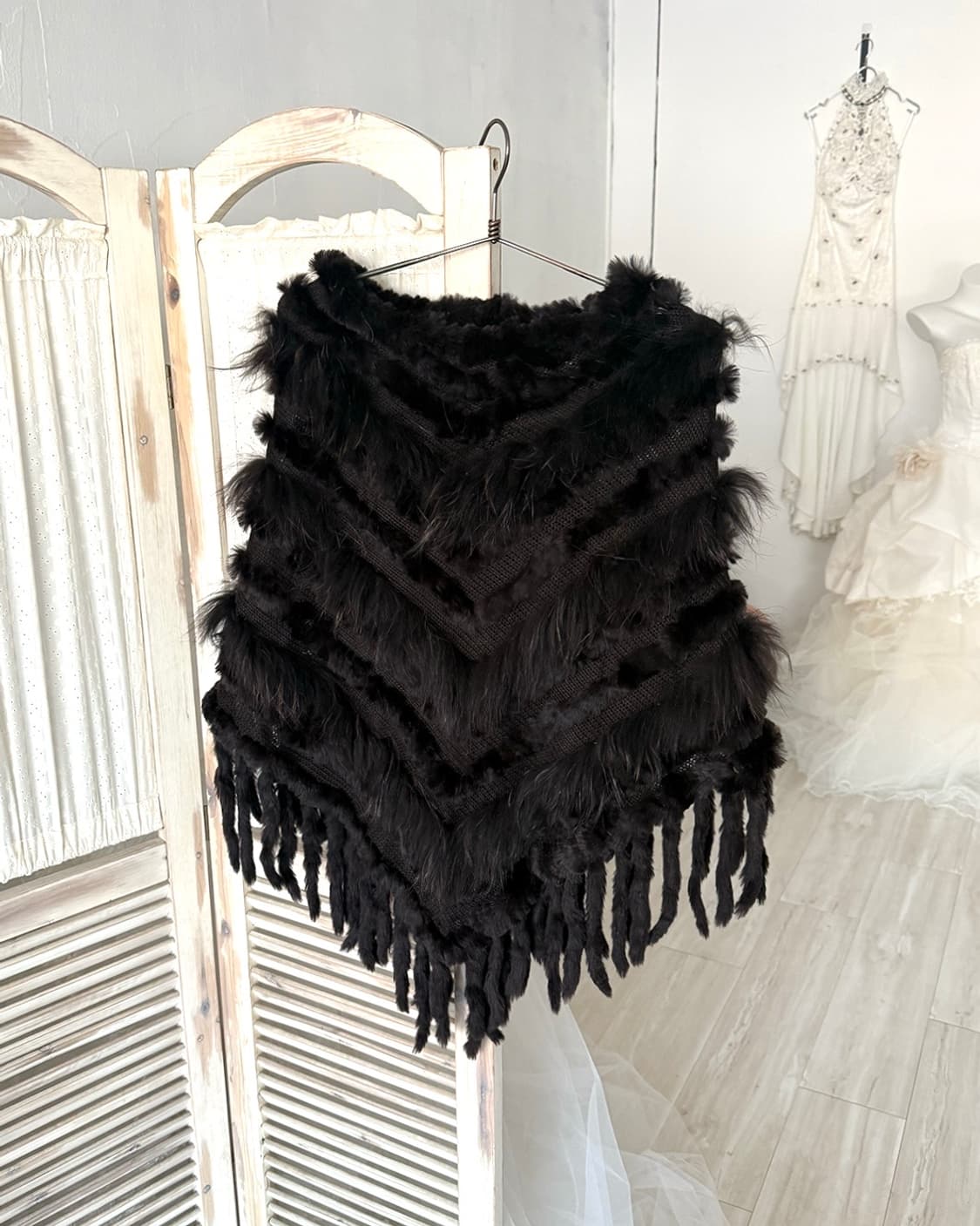 Deep brown fairy rabbit fur cape 상품이미지1