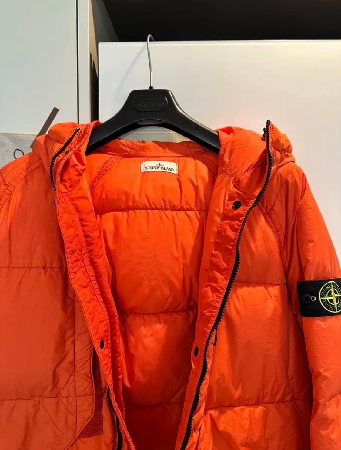 스톤아일랜드 크링클 랩스 후드 다운 자켓 오렌지레드 L 상품이미지5