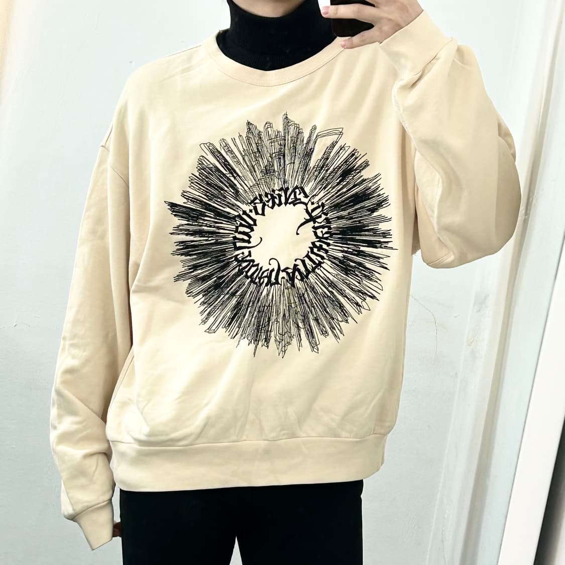 드리스반노튼 엠브로이드 런웨이 스웻 셔츠 상품이미지4