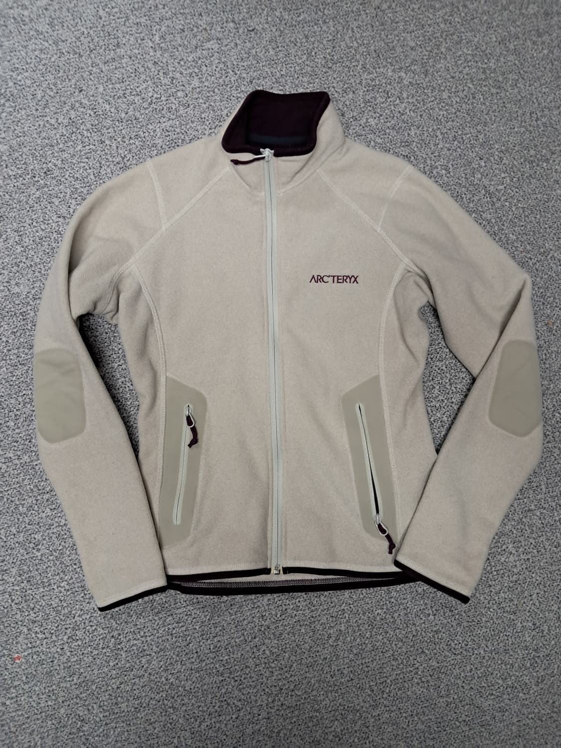 아크테릭스 플리스 자켓 상품이미지1