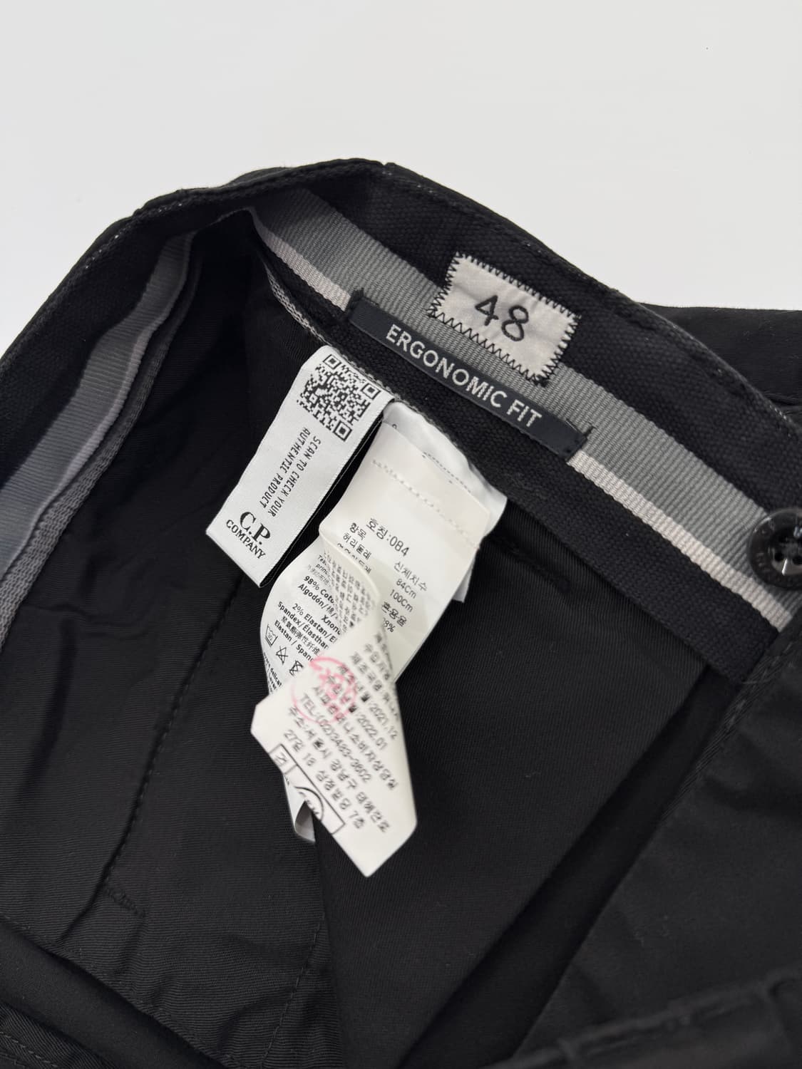 CP컴퍼니 렌즈 와펜 카고 팬츠 블랙 상품이미지5