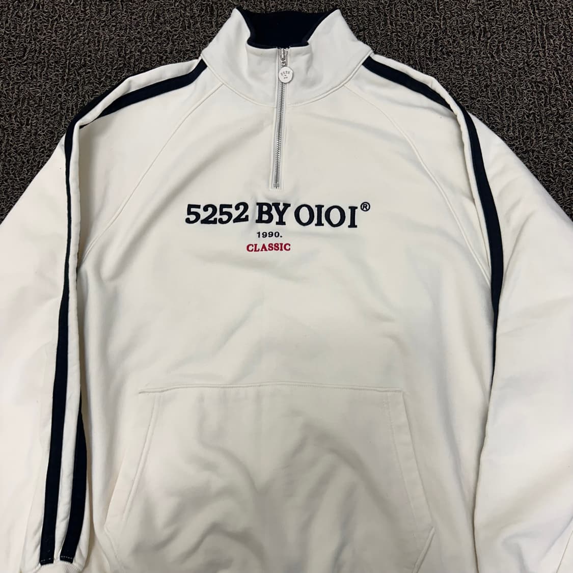 OIOI 5252 오아이오아이 반집업 맨투맨 F 상품이미지2