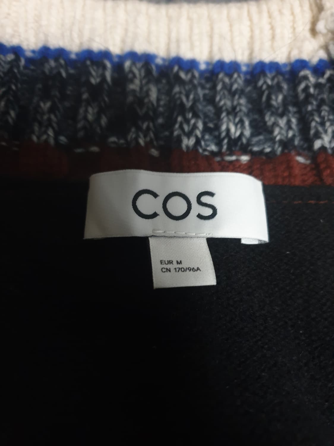 COS 코스 오버사이즈 V넥 배색 니트 베스트 블랙 (M) 상품이미지3