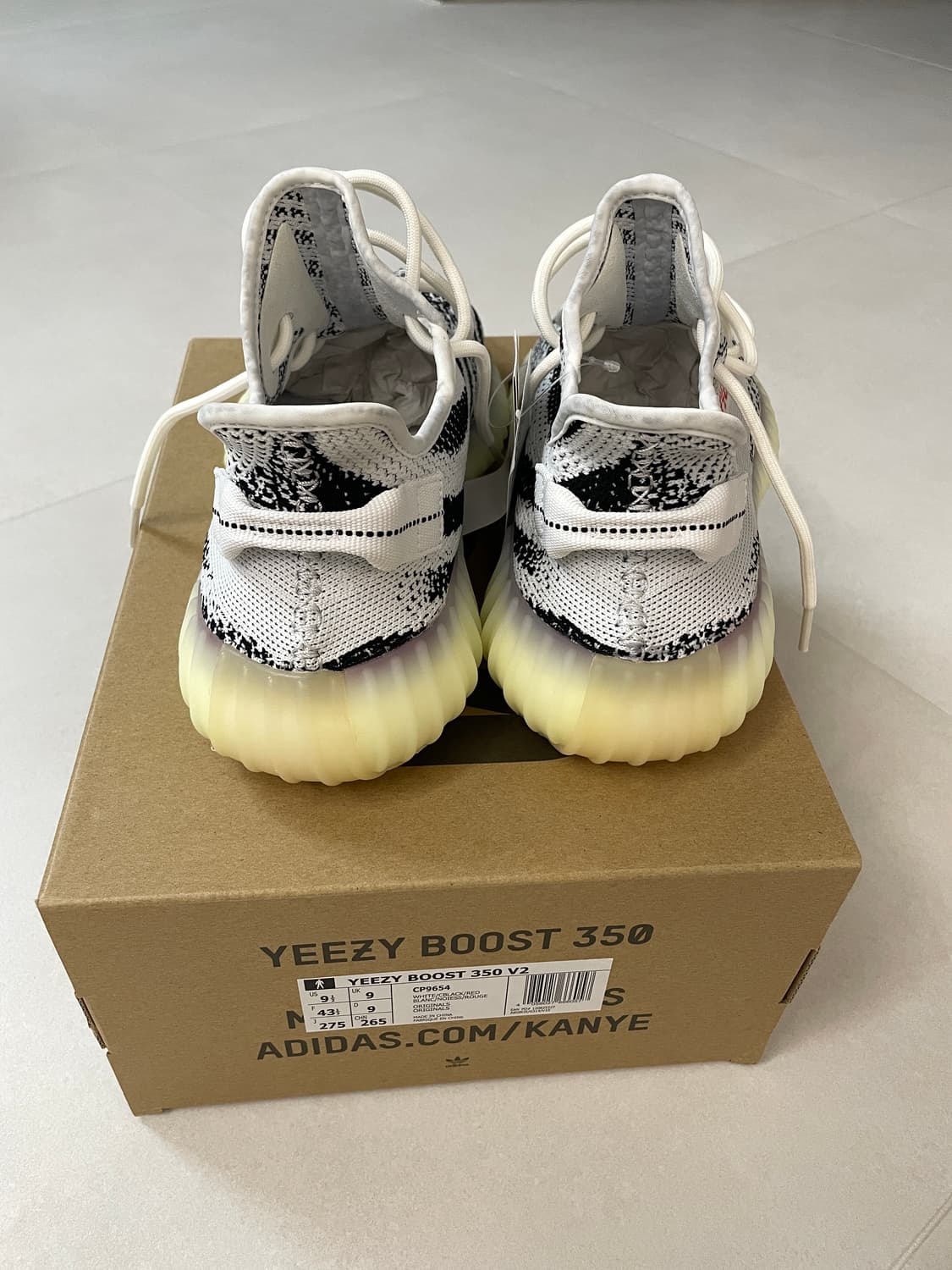 이지부스트 350 v2 지브라 275 상품이미지4