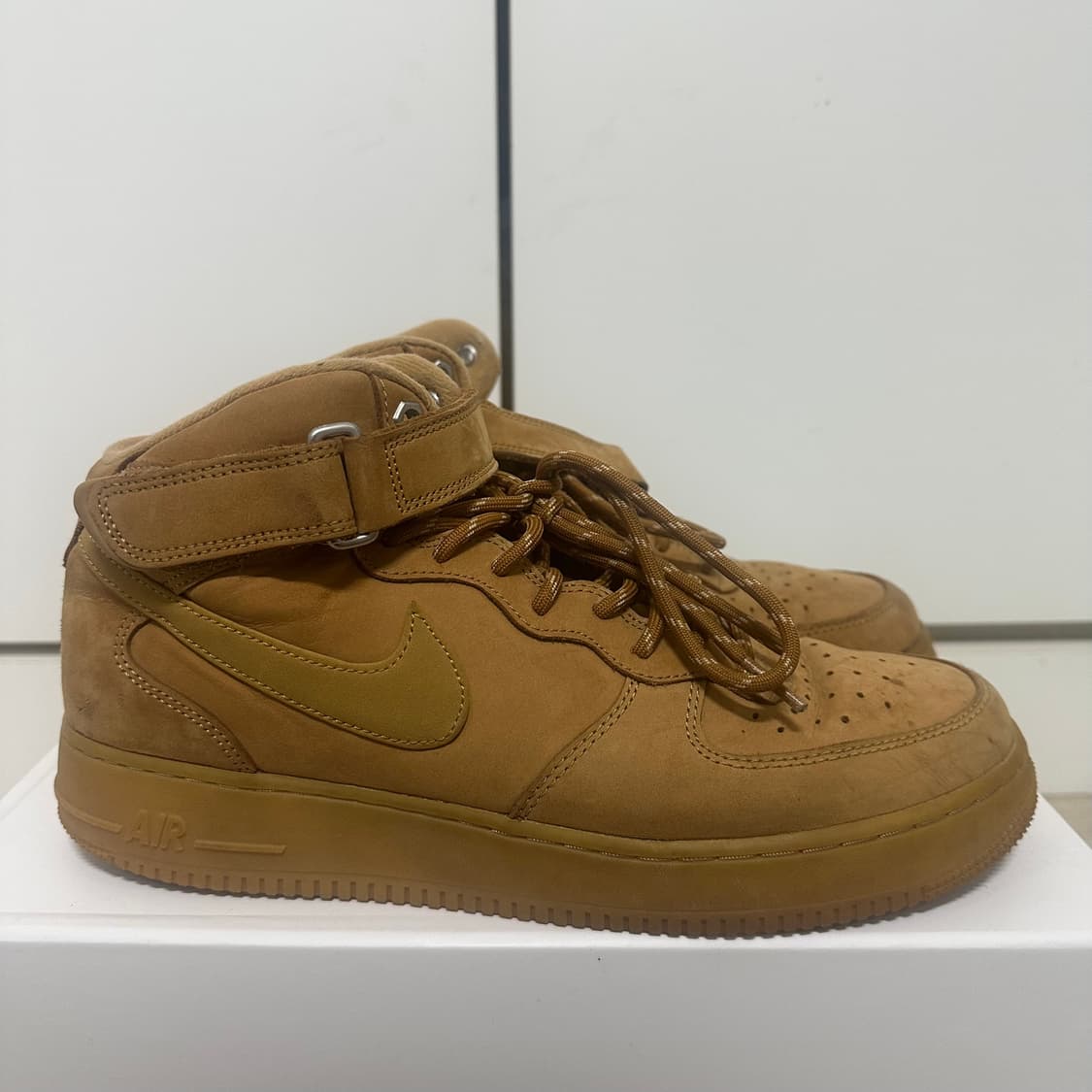 나이키 에어포스 된장포스 미드 285 상품이미지3