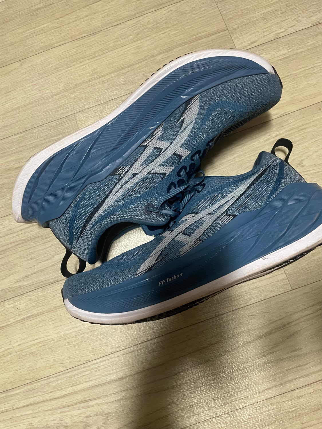 아식스 슈퍼블라스트2 윈터 씨 화이트 270 상품이미지3