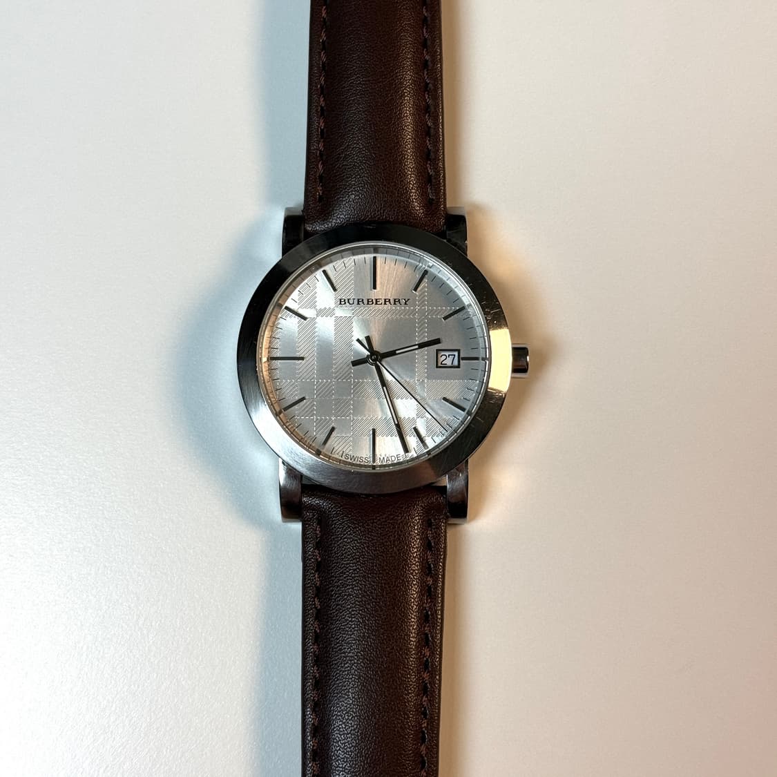 BURBERRY 버버리 실버 다이얼 가죽 시계 상품이미지1