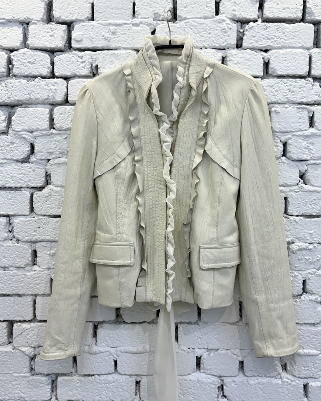 Detachable Ruffle Trim Leather Jacket 상품이미지6