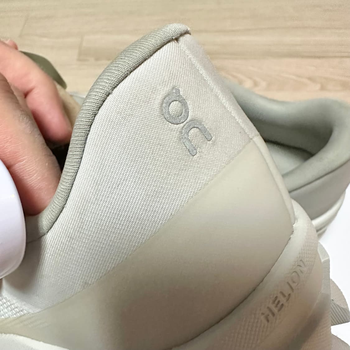 온 러닝 x 파프 클라우드몬스터 2 문더스트 US11.5 상품이미지9