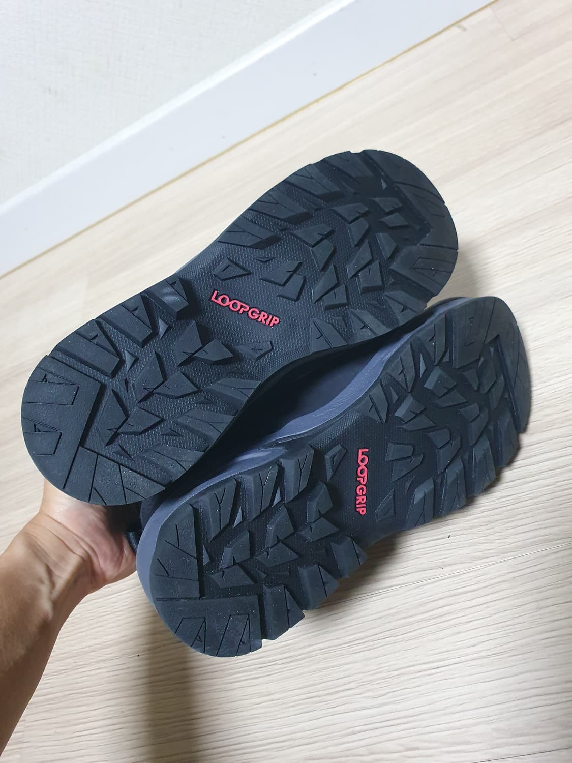 블랙야크 고어텍스 등산화 블랙 245 상품이미지7