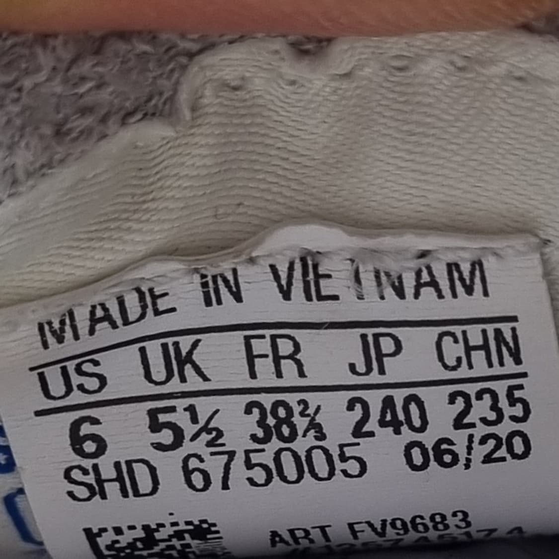 아디다스 오버덥 화이트그린 스니커즈 240 상품이미지6