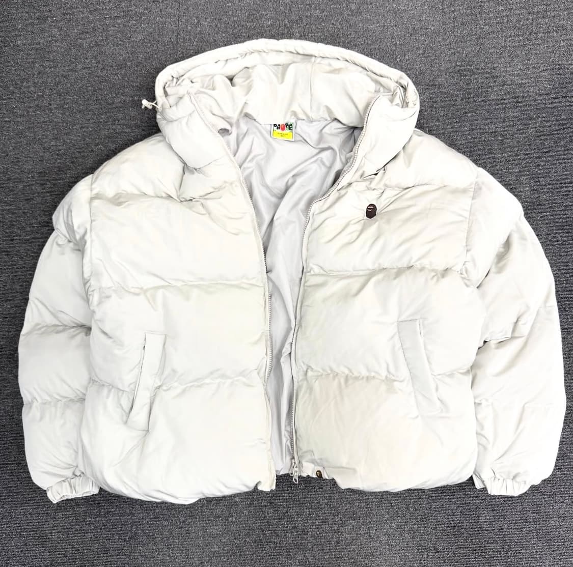 베이프 숏 크롭 패딩 상품이미지1