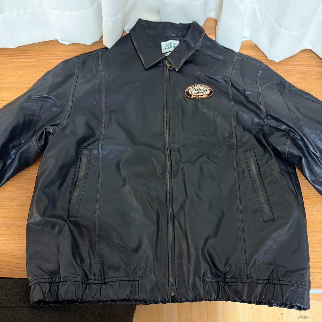 샌드사운드(sand sound) 오버핏 비건레더 점퍼 상품이미지4