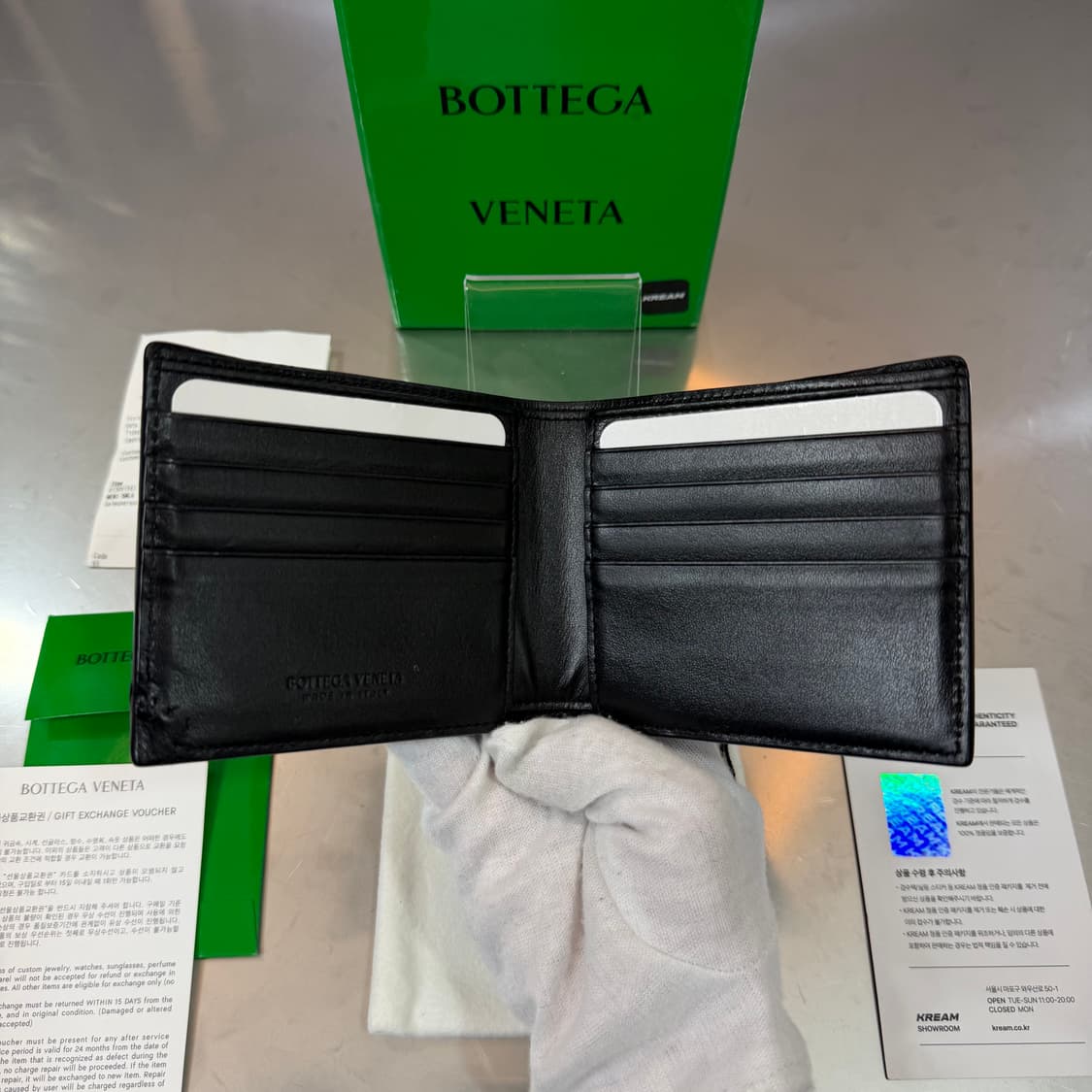 [리오브] 보테가베네타 인트레치아토 레더 반지갑 상품이미지4