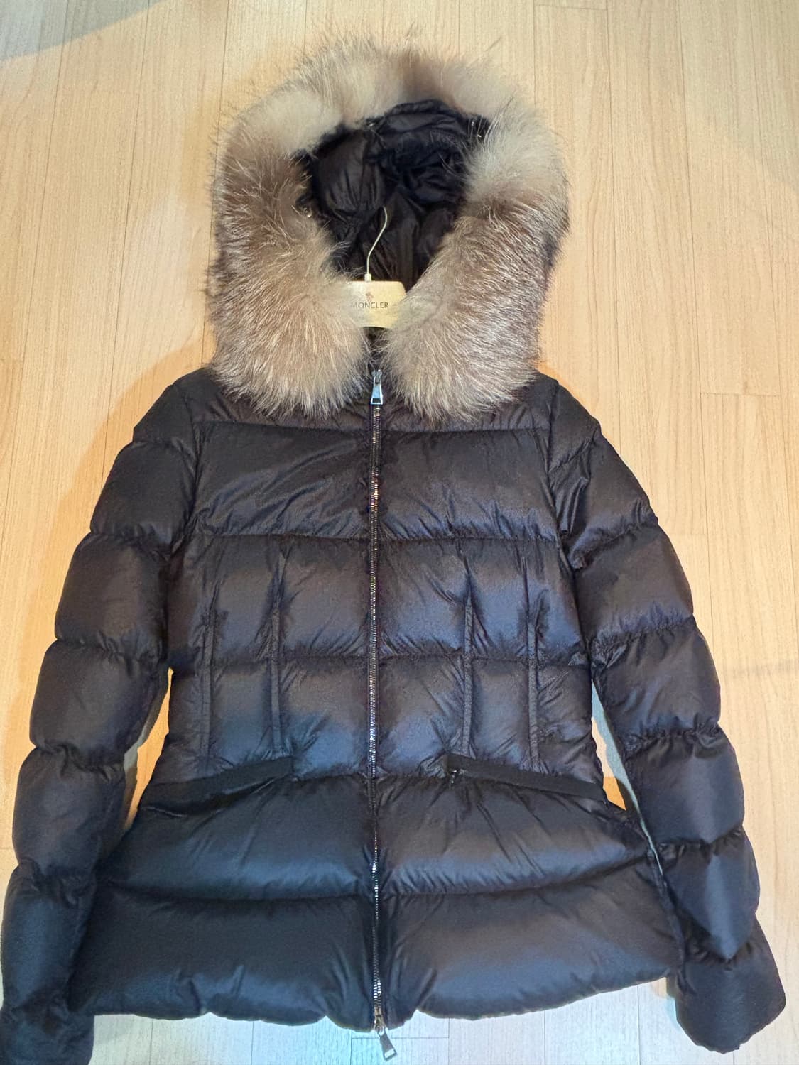 몽클레어 보에드 폭스퍼 패딩 사이즈 2 상품이미지3