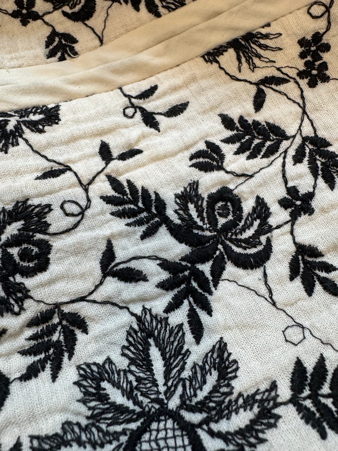 athe 아떼 바네사브루노 자수 플라워 봄버 자켓 상품이미지7