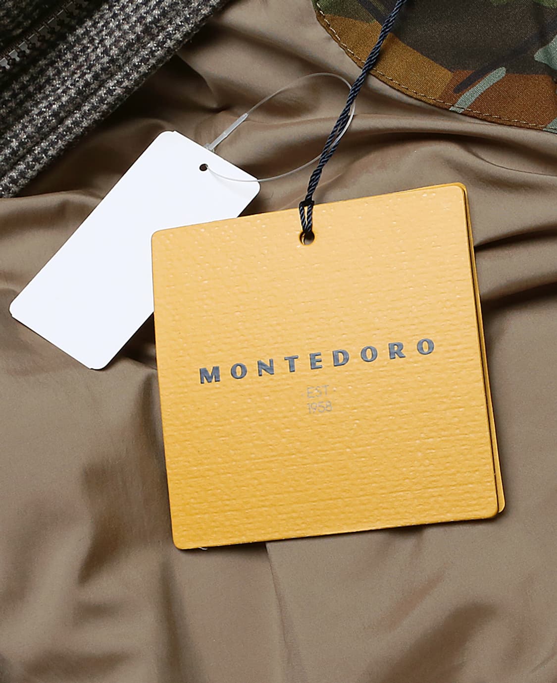 몬테도로 [Montedoro] 48 하운드투스 체크 후드 다운 패딩 자켓 상품이미지9