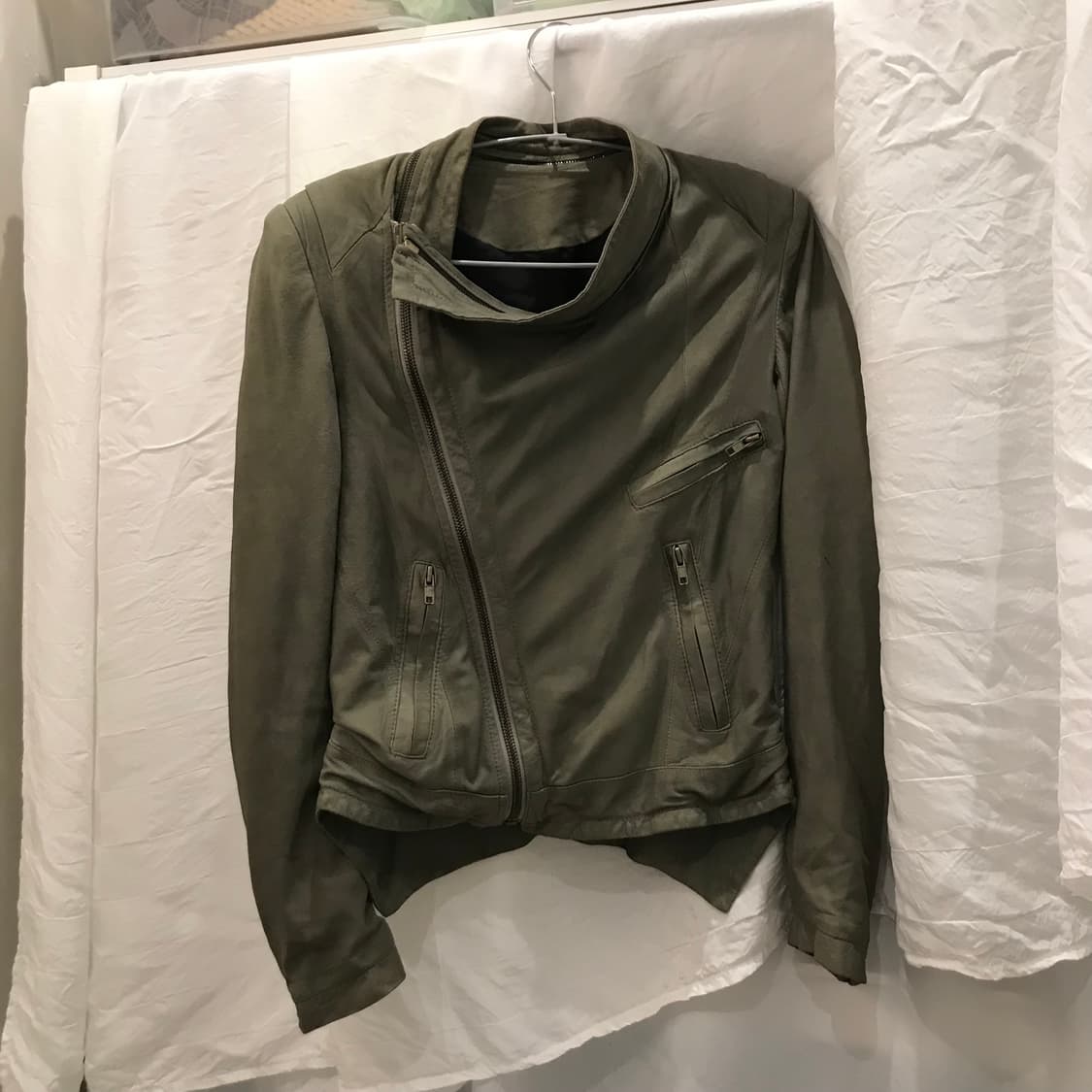 한섬 갸루 고딕 펑크 카키 가죽 자켓 상품이미지3