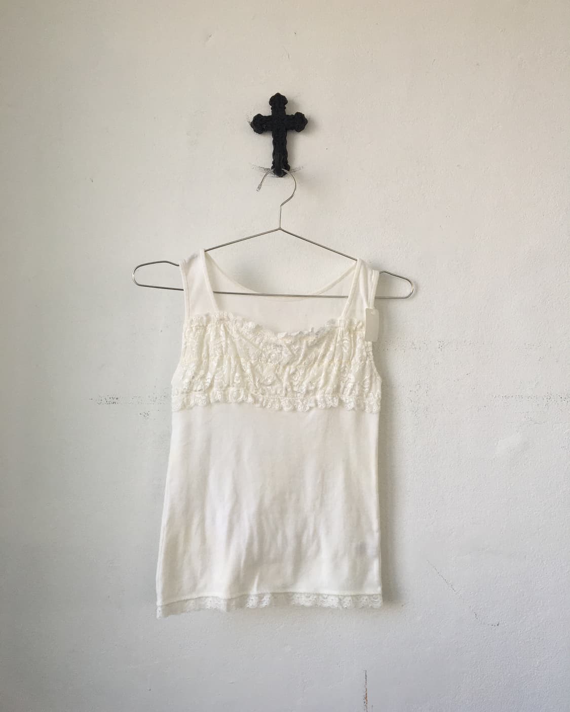 Lace point sleeveless 상품이미지1