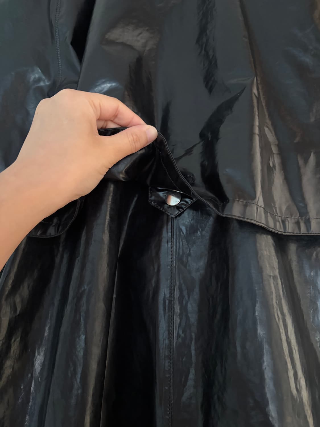 이자벨마랑 코팅 하프 트렌치코트 블랙 상품이미지5