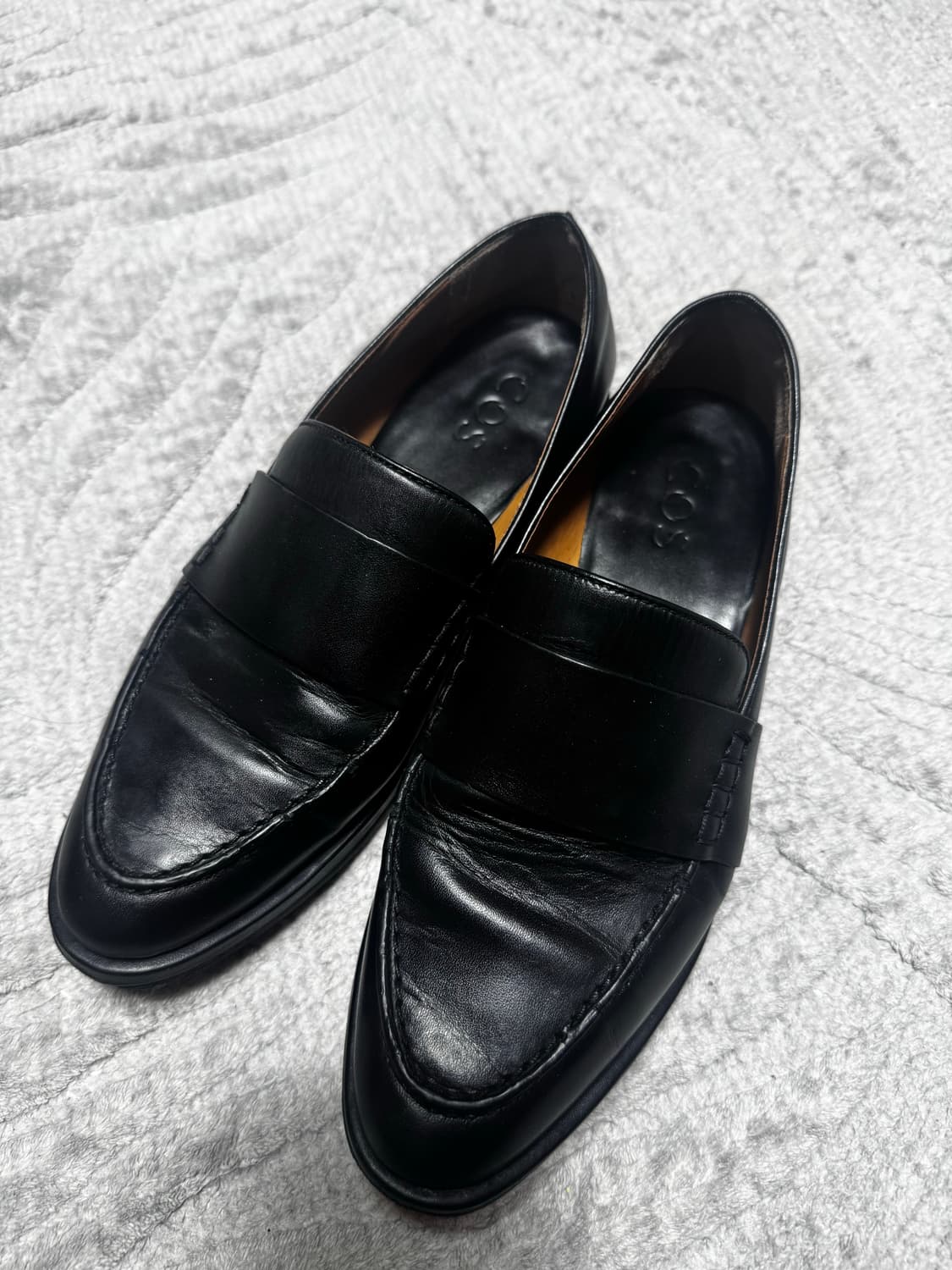 Cos 블랙 로퍼 상품이미지1