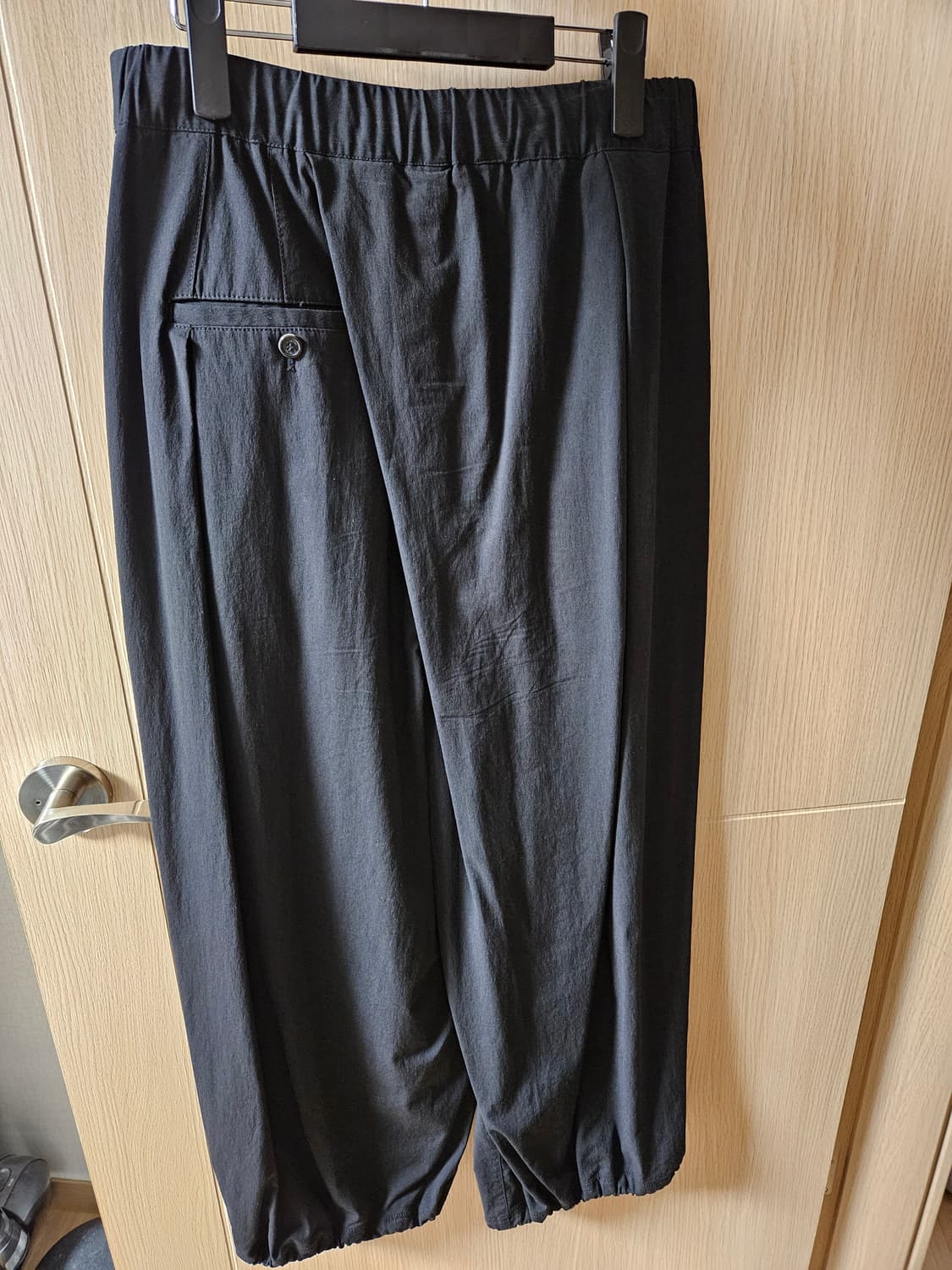 송지오 25ss 어시메트릭 풀밴딩 팬츠 상품이미지2