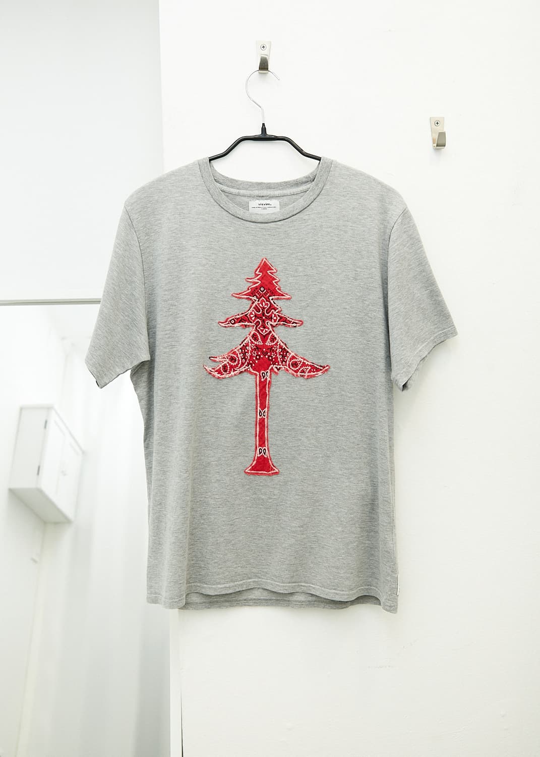 Paisley Patch T-Shirt 상품이미지1