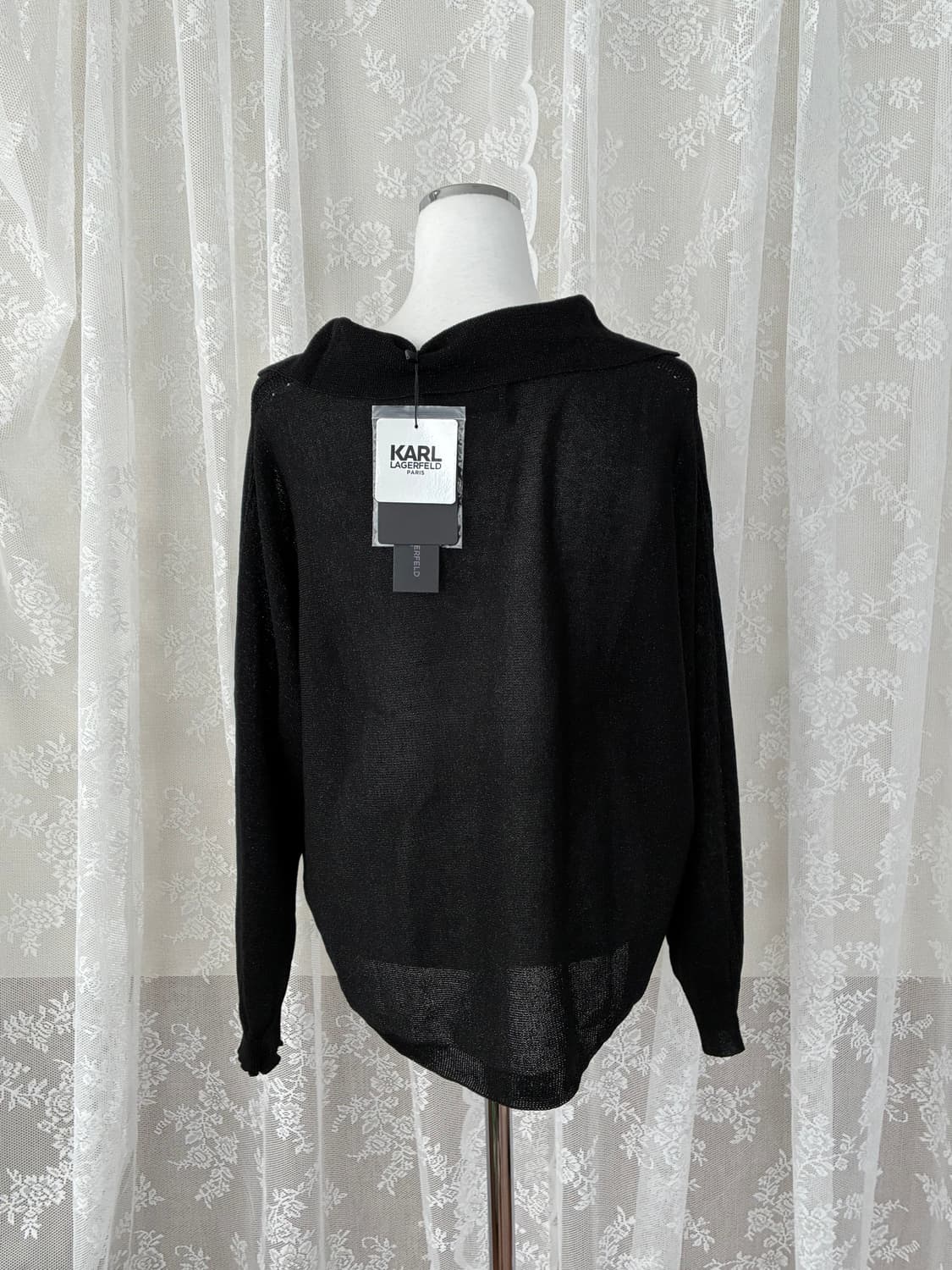 55) 새상품 칼라거펠트 글리터 여름 니트 블랙 상품이미지3