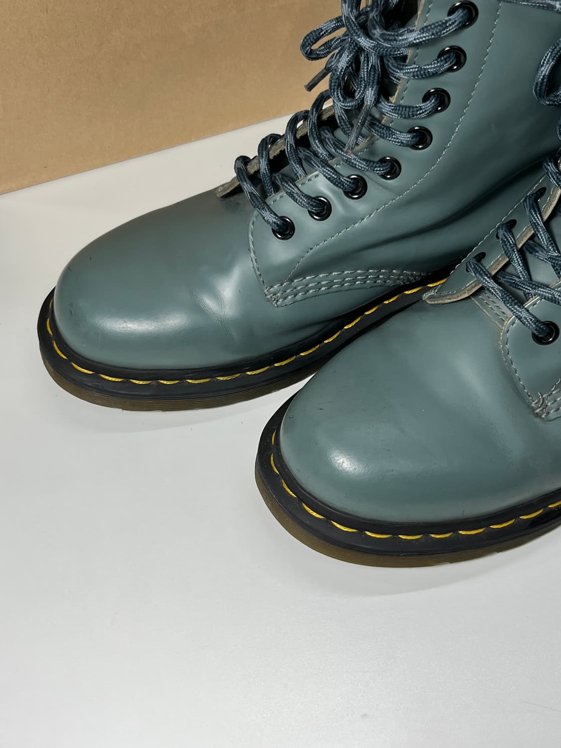 닥터마틴 1460 스무스 소가죽, 스틸 그레이 (절판된 상품) 상품이미지4