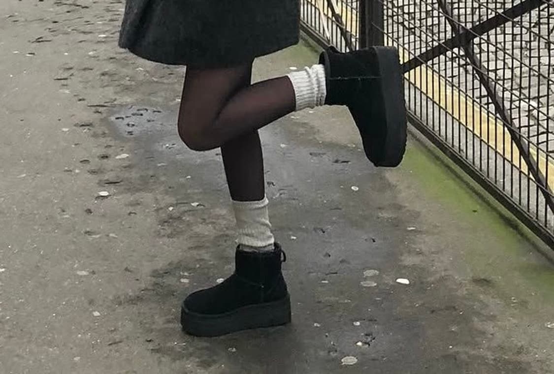 UGG 어그 울트라미니 플랫폼 부츠 블랙 상품이미지1