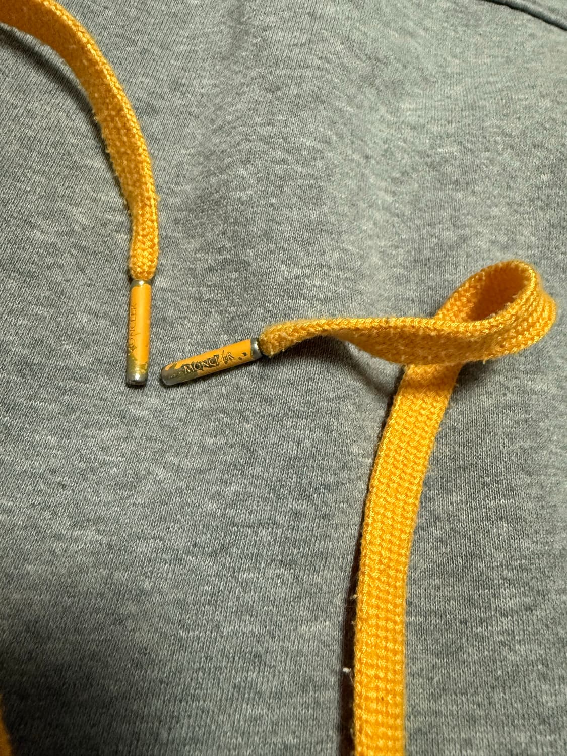 몽클레어x오프화이트 콜라보 후드티 M 상품이미지5