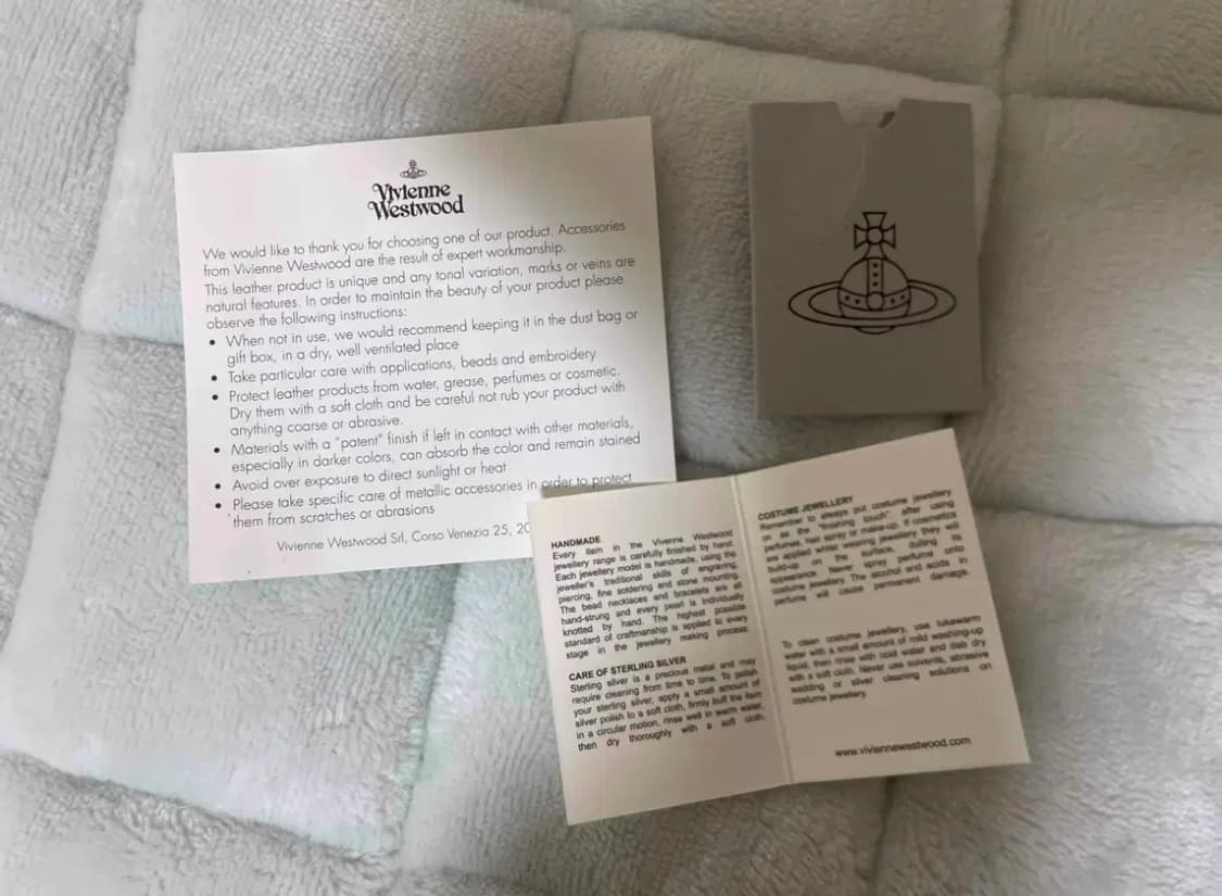 비비안웨스트우드 페트라 하트 목걸이 실버 핑크 정품 상품이미지3