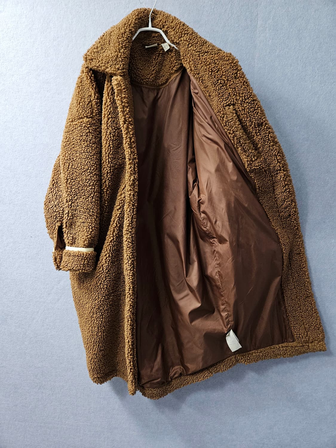 아디다스 쉐르파 롱 뽀글이 자켓 브라운 상품이미지2