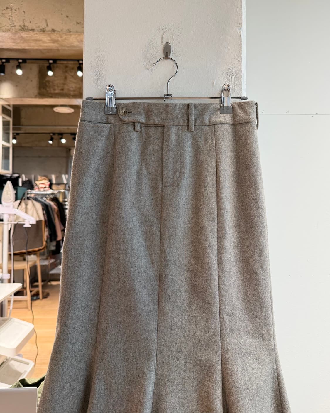 폴로 랄프로렌 그레이 플레어 미디스커트 상품이미지3