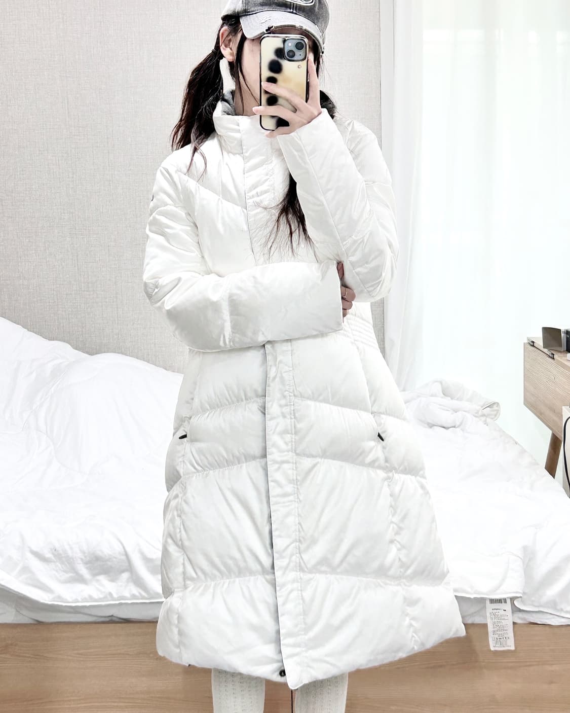 나이키 스우시 덕다운 유광 화이트 롱패딩 상품이미지3