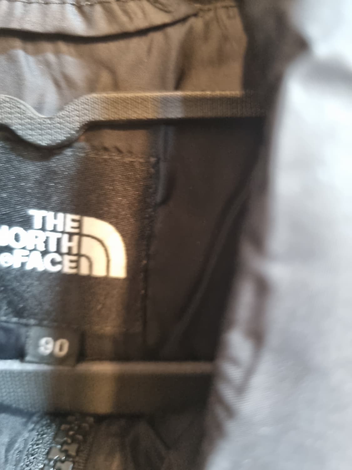 노스페이스  600 구스패딩 블랙 상품이미지6