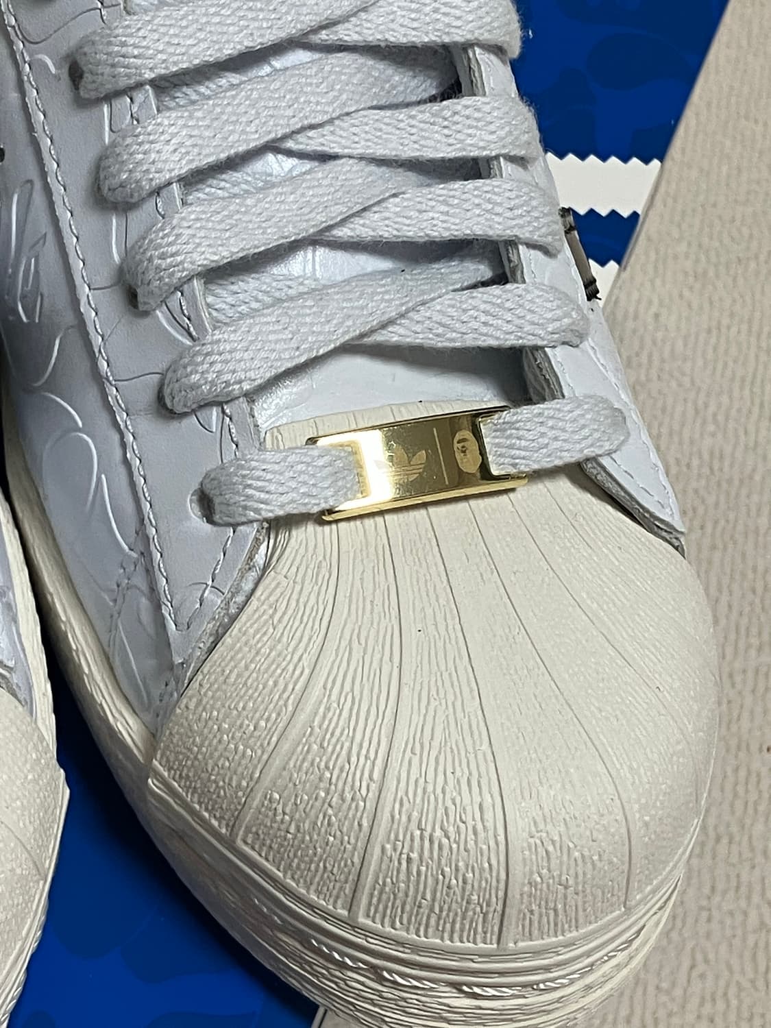 [255] 아디다스 x 베이프 슈퍼스타 빈티지 클라우드 화이트 코어 블랙 상품이미지7