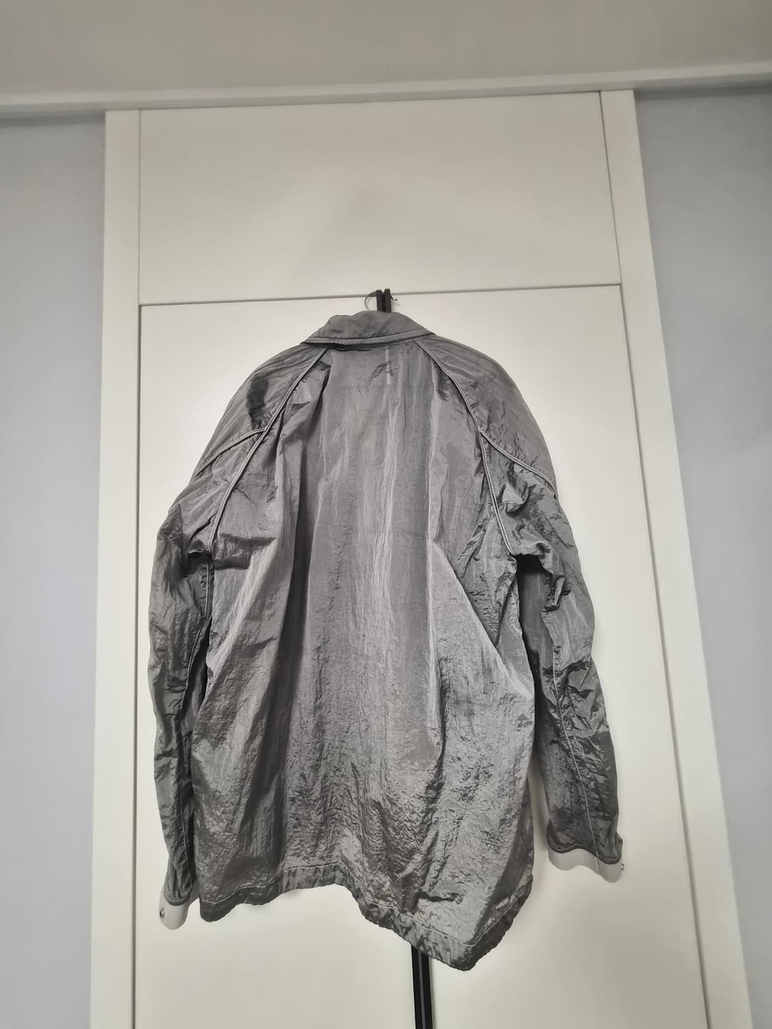 22ss xxl 스톤아일랜드 나일론 메탈 오버셔츠 아이스 상품이미지5