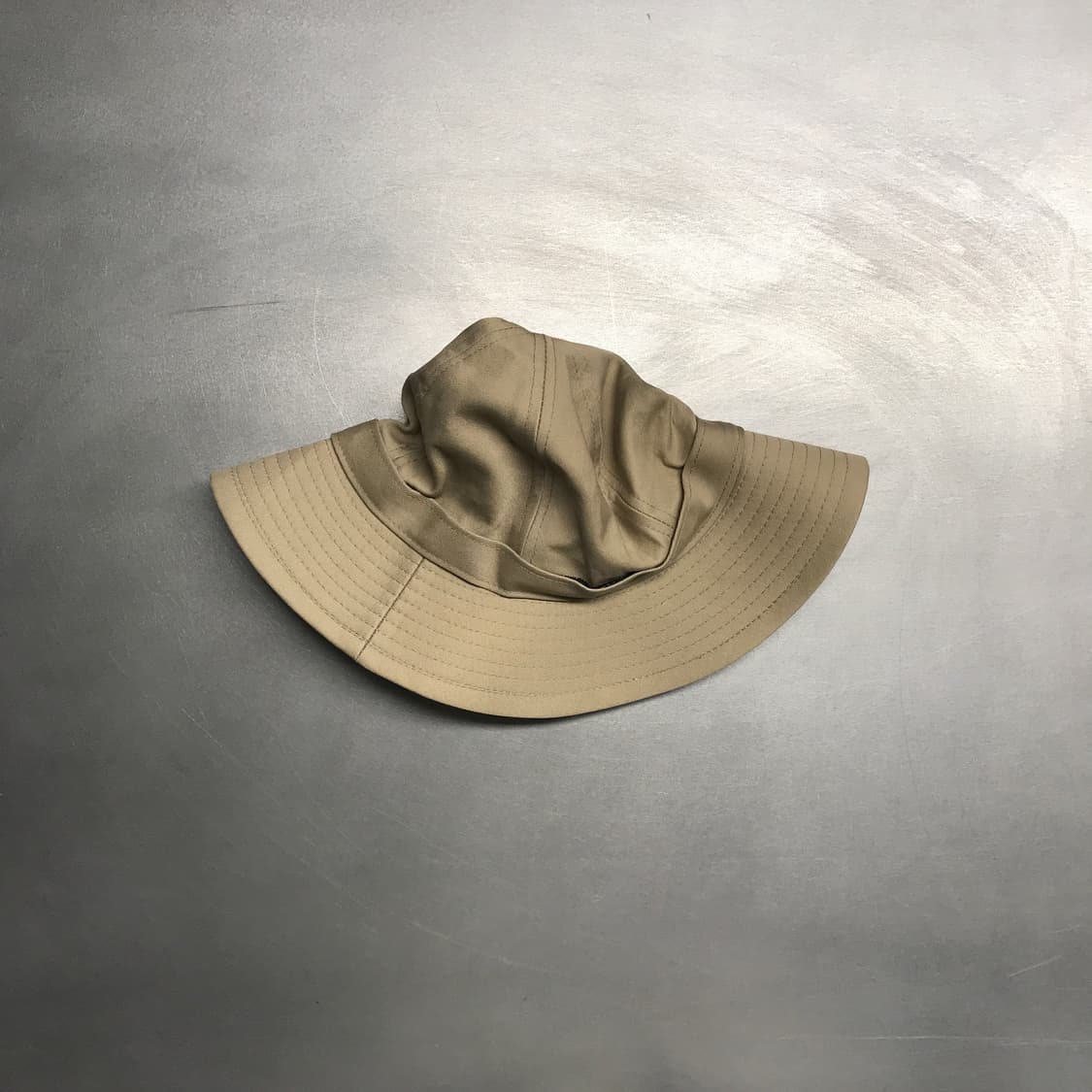 버버리 베이지 버킷햇 M 상품이미지5