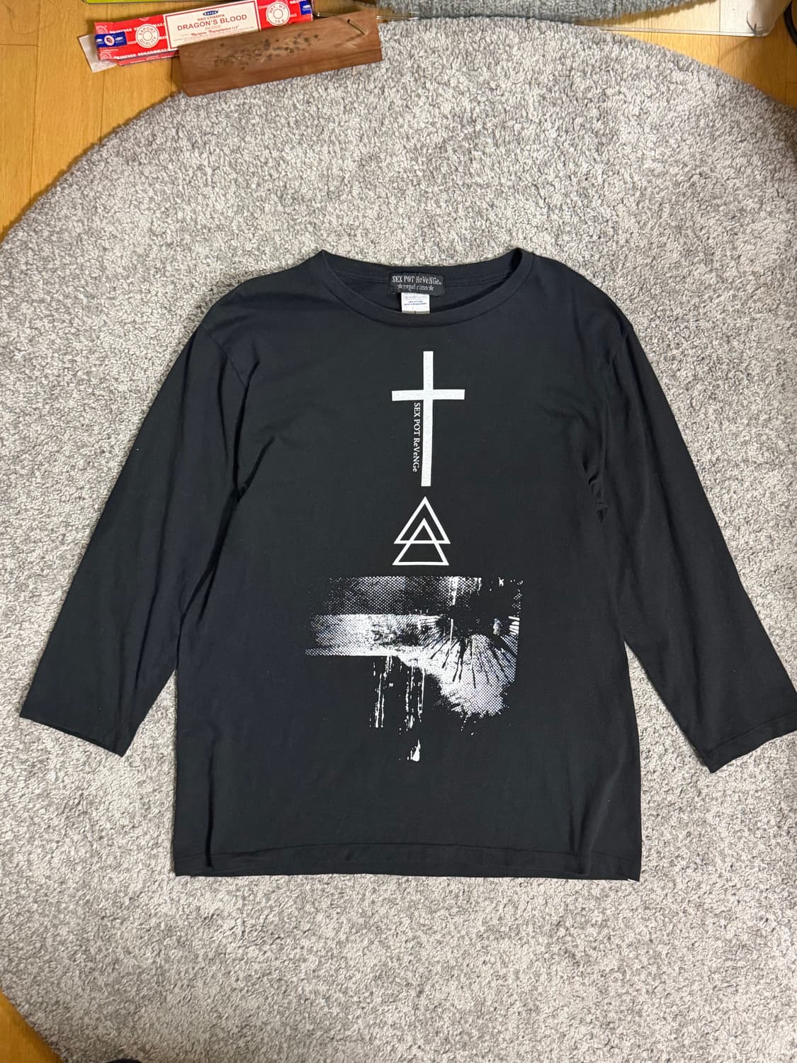 섹스팟리벤지 롱슬리브 상품이미지1