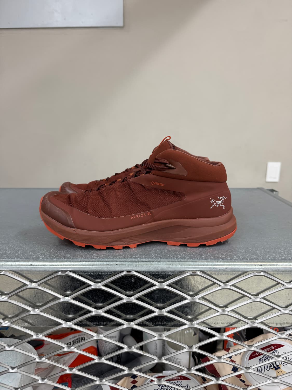 아크테릭스 에어리어스 레드 260 상품이미지1