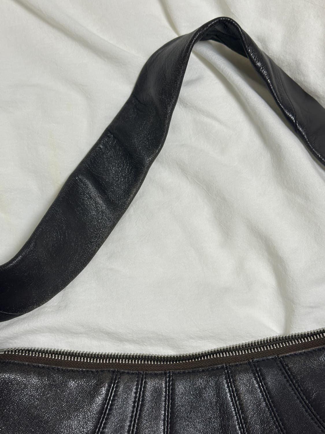 르메르 스몰 크루아상백 상품이미지6