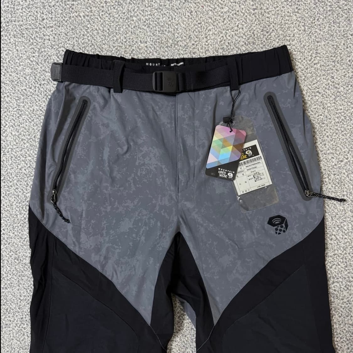 [정가 13만원 새상품] 마운틴하드웨어 반바지 S 상품이미지3