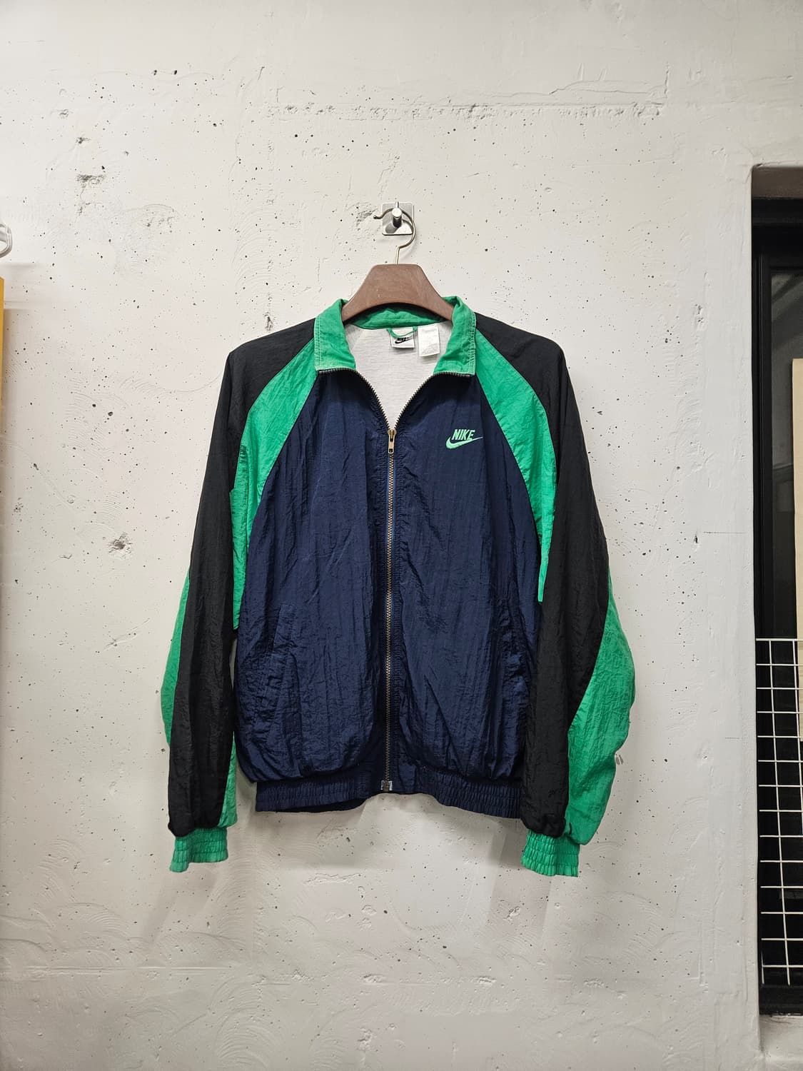 나이키 바람막이 상품이미지1