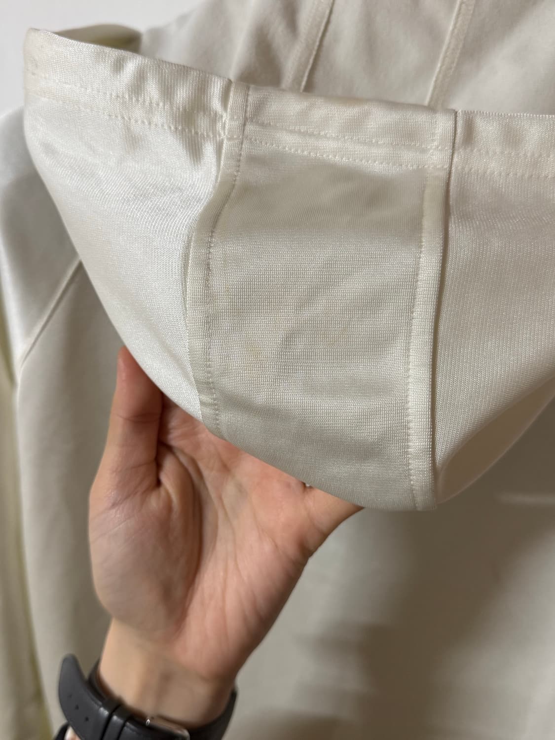 희귀) 아디다스 y2k 크림 유광 트랙 후드집업 삼선 져지 여성핏 상품이미지7