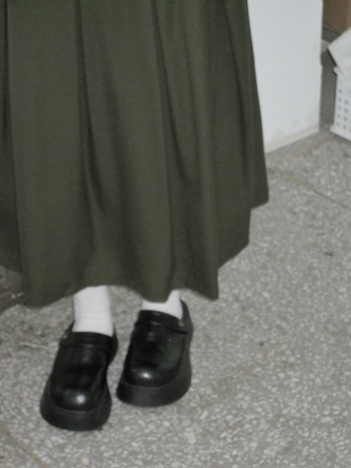 카키 플리츠 스커트 상품이미지3