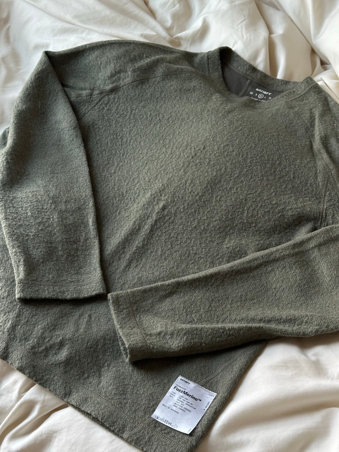 새티스파이 퍼즈메리노 롱슬리브 M satisfy fuzz merino 상품이미지2