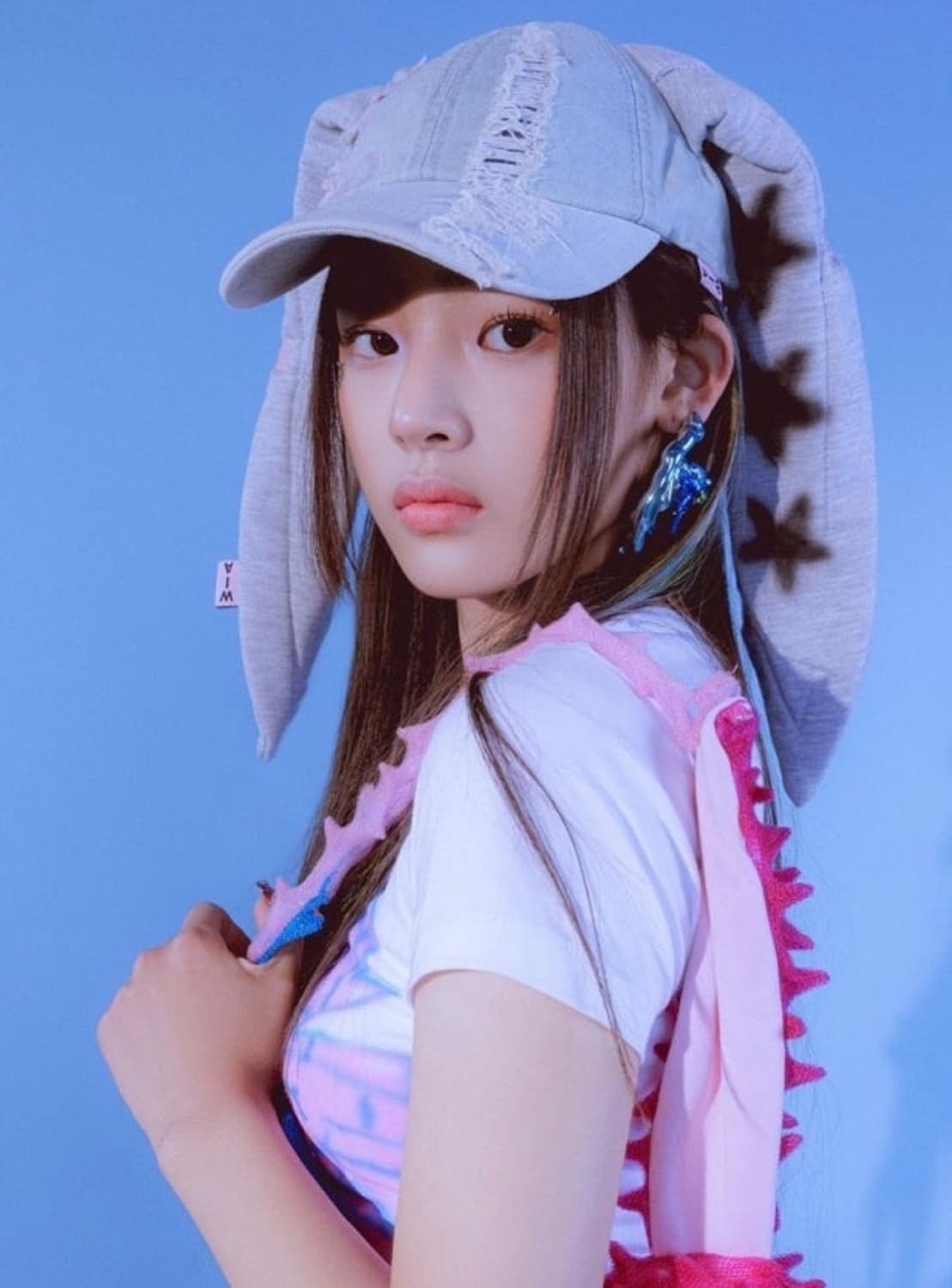 뉴진스 OMG 모자 상품이미지1